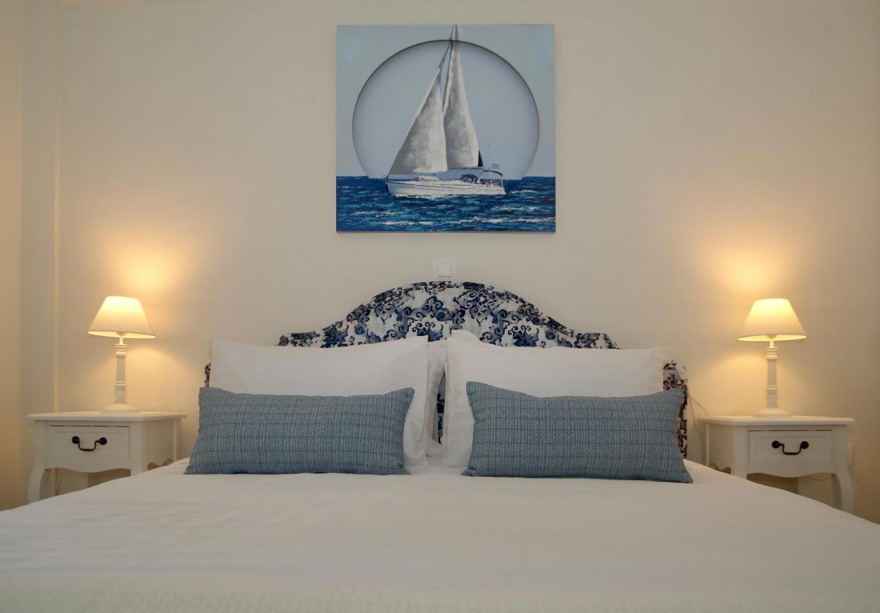 The Bluehouse - Spacious Top Floor Flat With Parking, By Mon Repos Beach Corfu  Eksteriør billede